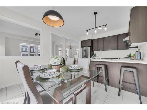 22 Ovation Drive, Thorold, ON - Indoor Photo Showing Dining Room