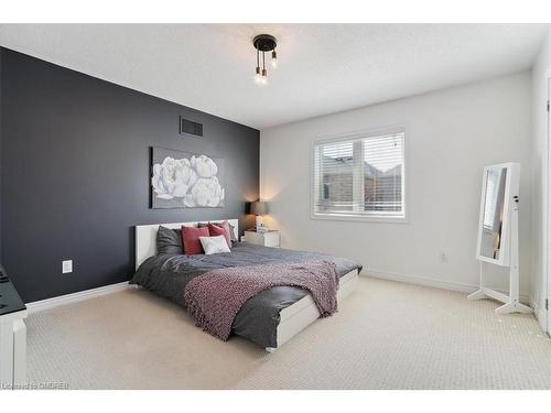 2420 Spring Meadow Way, Oakville, ON - Indoor Photo Showing Bedroom