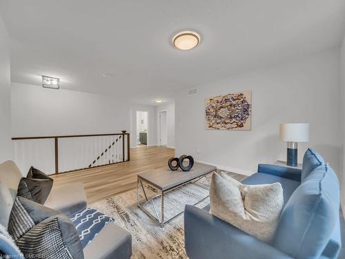 80 Arlington Parkway, Paris, ON - Indoor Photo Showing Living Room