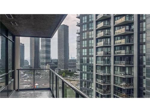 1710-36 Park Lawn Road, Toronto, ON - Outdoor With Balcony With Exterior