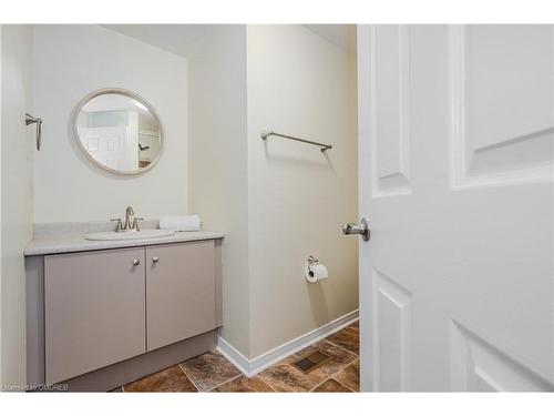 1163 Leewood Drive, Oakville, ON - Indoor Photo Showing Bathroom