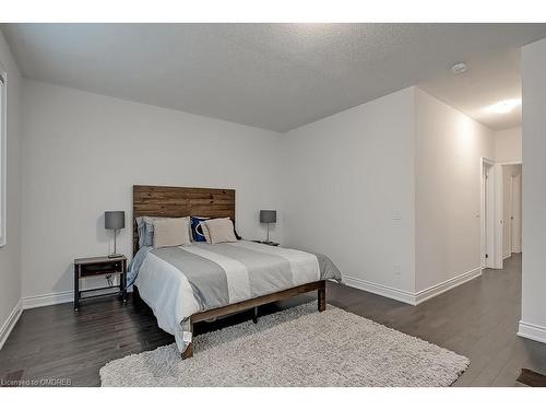 1261 Merton Road, Oakville, ON - Indoor Photo Showing Bedroom