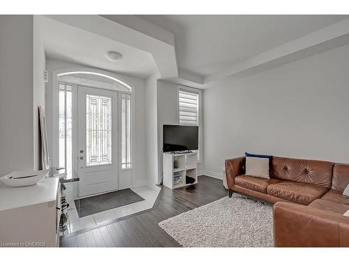1261 Merton Road, Oakville, ON - Indoor Photo Showing Living Room