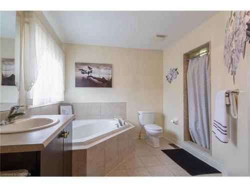89 Amaranth Crescent, Brampton, ON - Indoor Photo Showing Bathroom