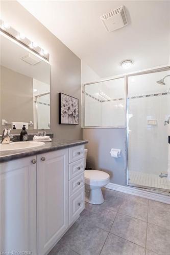10-2340 Parkhaven Boulevard, Oakville, ON - Indoor Photo Showing Bathroom