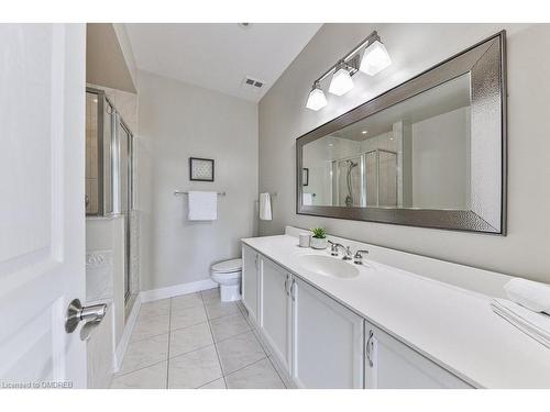 4-116 Waterside Drive, Mississauga, ON - Indoor Photo Showing Bathroom