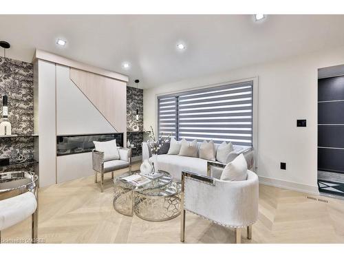 55 West 22Nd Street, Hamilton, ON - Indoor Photo Showing Living Room With Fireplace