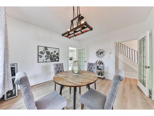 16 Park Avenue, Acton, ON - Indoor Photo Showing Dining Room