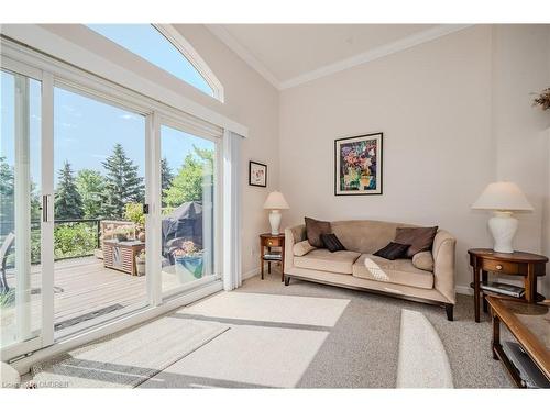 15 East Street, Oakville, ON - Indoor