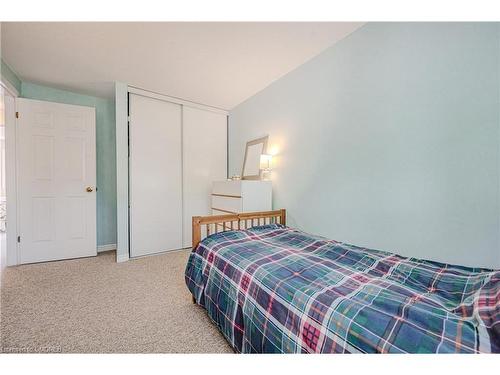 15 East Street, Oakville, ON - Indoor Photo Showing Bedroom