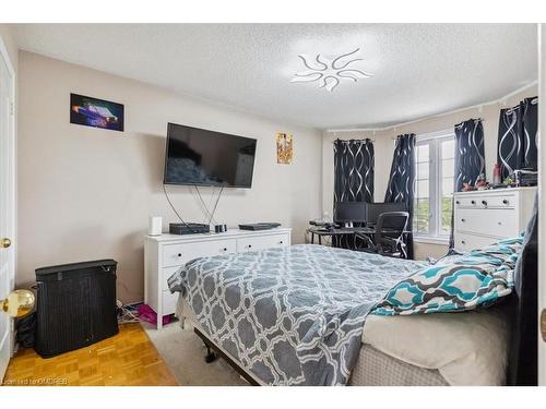 42 Tigerlily Place, Brampton, ON - Indoor Photo Showing Bedroom