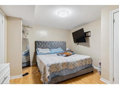 42 Tigerlily Place, Brampton, ON - Indoor Photo Showing Bedroom