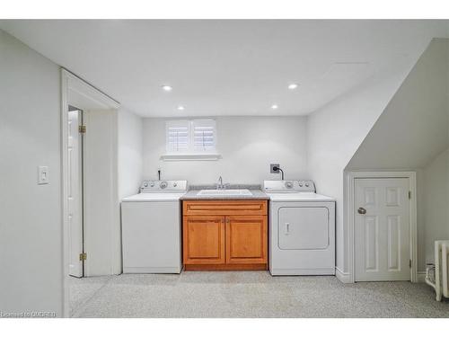 440 Melrose Avenue, Toronto, ON - Indoor Photo Showing Laundry Room