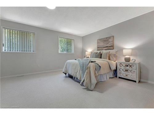2317 Dalebrook Drive, Oakville, ON - Indoor Photo Showing Bedroom
