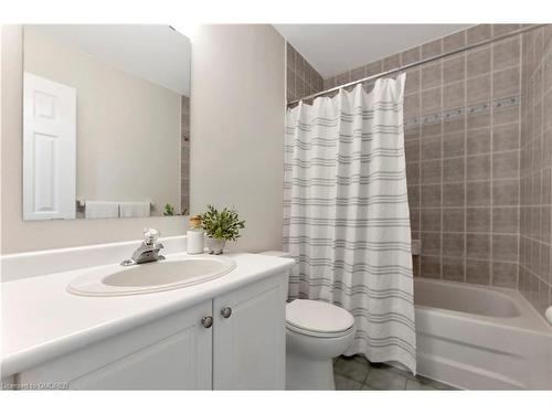 2317 Dalebrook Drive, Oakville, ON - Indoor Photo Showing Bathroom