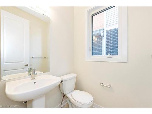 34 Lilac Circle, Caledonia, ON - Indoor Photo Showing Bathroom