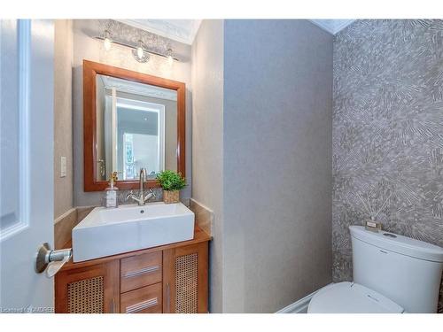 2316 Delnice Drive, Oakville, ON - Indoor Photo Showing Bathroom