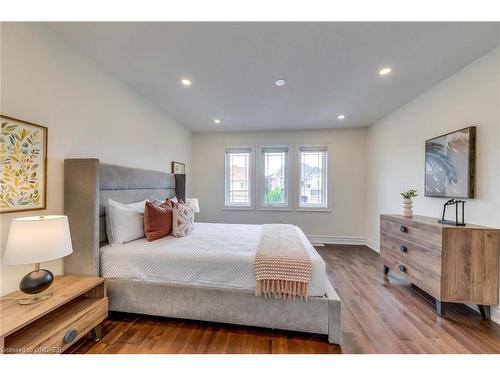 2316 Delnice Drive, Oakville, ON - Indoor Photo Showing Bedroom