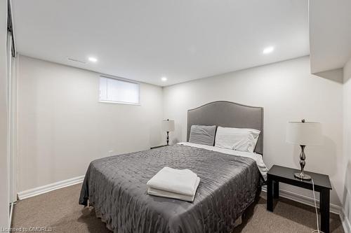 191 Deane Avenue, Oakville, ON - Indoor Photo Showing Bedroom