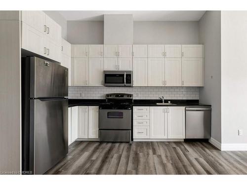 512-501 Frontenac Street, Kingston, ON - Indoor Photo Showing Kitchen With Stainless Steel Kitchen