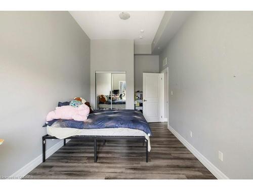 512-501 Frontenac Street, Kingston, ON - Indoor Photo Showing Bedroom