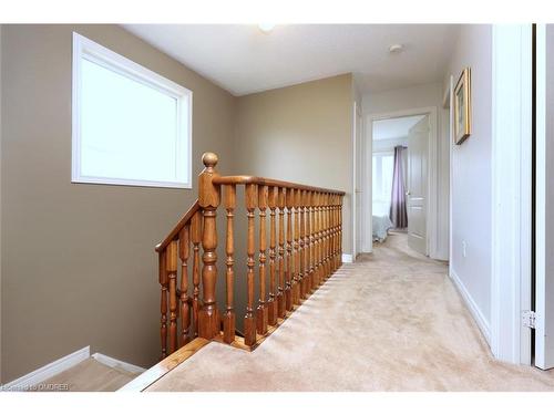 5863 Chalfont Crescent, Mississauga, ON - Indoor Photo Showing Other Room