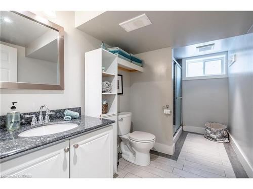 1 Picton Street W, Hamilton, ON - Indoor Photo Showing Bathroom