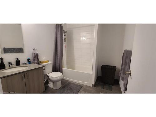 404-7711 Green Vista Gate, Niagara Falls, ON - Indoor Photo Showing Bathroom