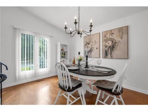 32 Reynier Drive, Brampton, ON - Indoor Photo Showing Dining Room