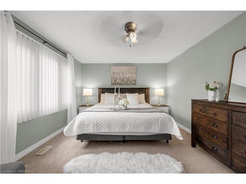 32 Reynier Drive, Brampton, ON - Indoor Photo Showing Bedroom