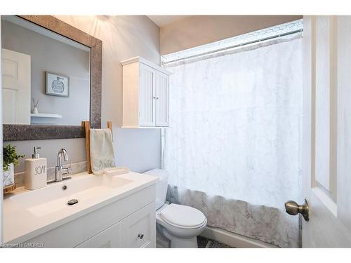 6212 Sixth Line, Belwood, ON - Indoor Photo Showing Bathroom