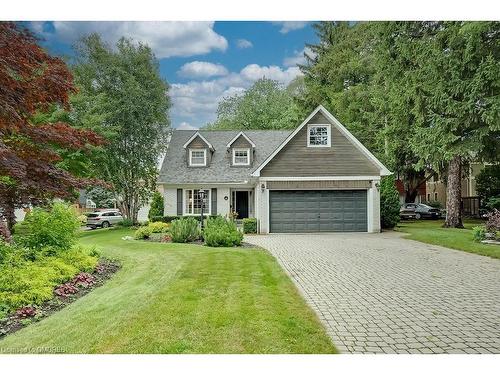 565 Patricia Drive, Oakville, ON - Outdoor With Facade