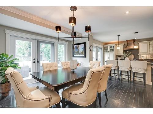 565 Patricia Drive, Oakville, ON - Indoor Photo Showing Dining Room