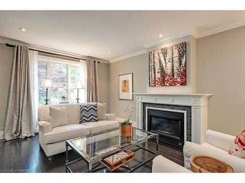 565 Patricia Drive, Oakville, ON - Indoor Photo Showing Living Room With Fireplace