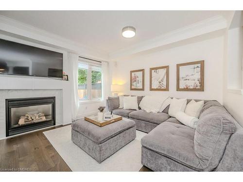 2095 Glenhampton Road, Oakville, ON - Indoor Photo Showing Living Room With Fireplace