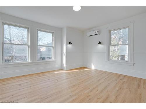 3-200 King Street, St. Catharines, ON - Indoor Photo Showing Other Room