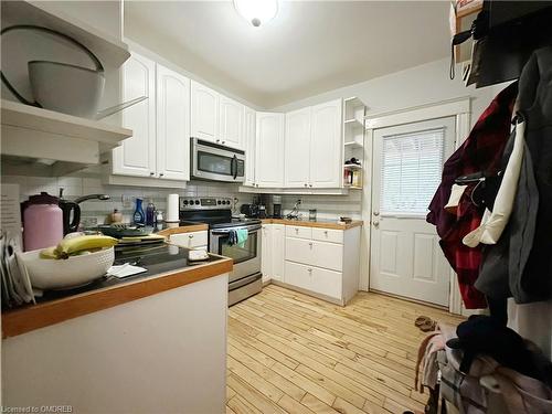 Main-33 Barnesdale Avenue S, Hamilton, ON - Indoor Photo Showing Kitchen With Stainless Steel Kitchen