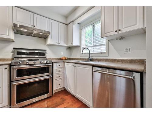 2422 Lazio Lane, Oakville, ON - Indoor Photo Showing Kitchen With Stainless Steel Kitchen With Upgraded Kitchen