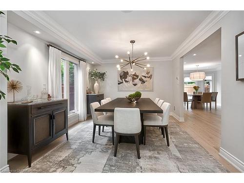 1217 Bowman Drive, Oakville, ON - Indoor Photo Showing Dining Room