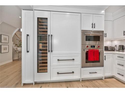 1217 Bowman Drive, Oakville, ON - Indoor Photo Showing Kitchen