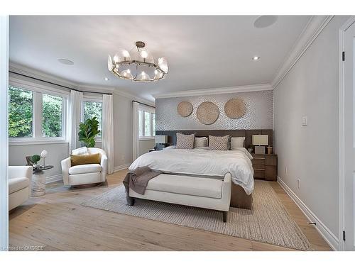 1217 Bowman Drive, Oakville, ON - Indoor Photo Showing Bedroom