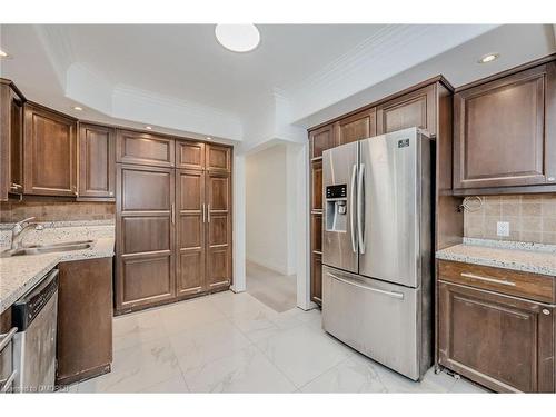 A-575 Third Line, Oakville, ON - Indoor Photo Showing Kitchen With Stainless Steel Kitchen With Double Sink