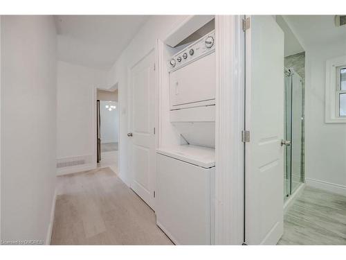 A-575 Third Line, Oakville, ON - Indoor Photo Showing Laundry Room