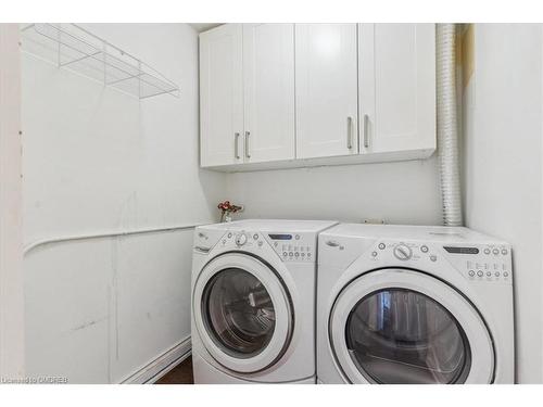 407-2556 Argyle Road, Mississauga, ON - Indoor Photo Showing Laundry Room