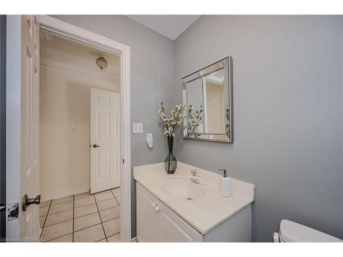 126 Howell Road, Oakville, ON - Indoor Photo Showing Bathroom