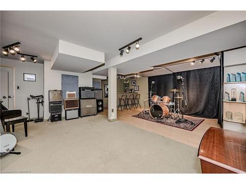 126 Howell Road, Oakville, ON - Indoor