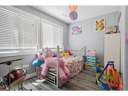 61 Dieppe Road, St. Catharines, ON - Indoor Photo Showing Bedroom