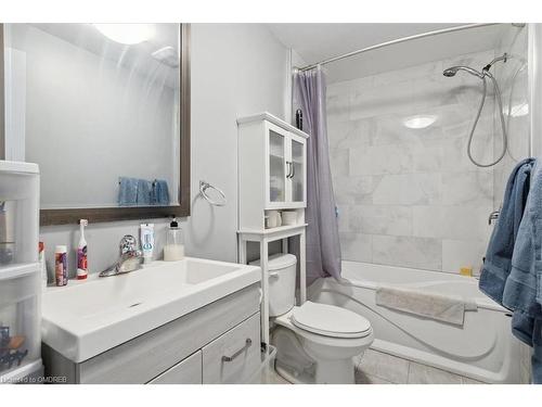 61 Dieppe Road, St. Catharines, ON - Indoor Photo Showing Bathroom