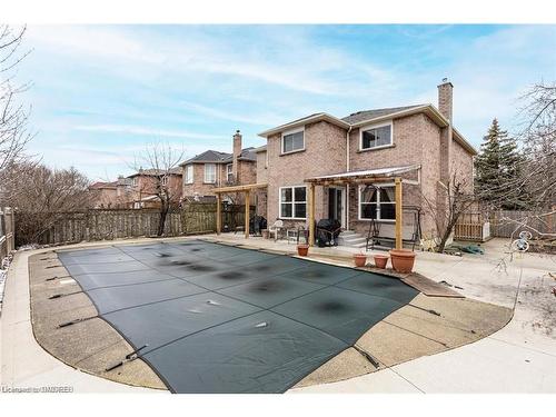 5687 Goldenbrook Drive, Mississauga, ON - Outdoor
