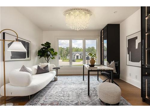 6 Morrison Place, Springwater, ON - Indoor Photo Showing Living Room